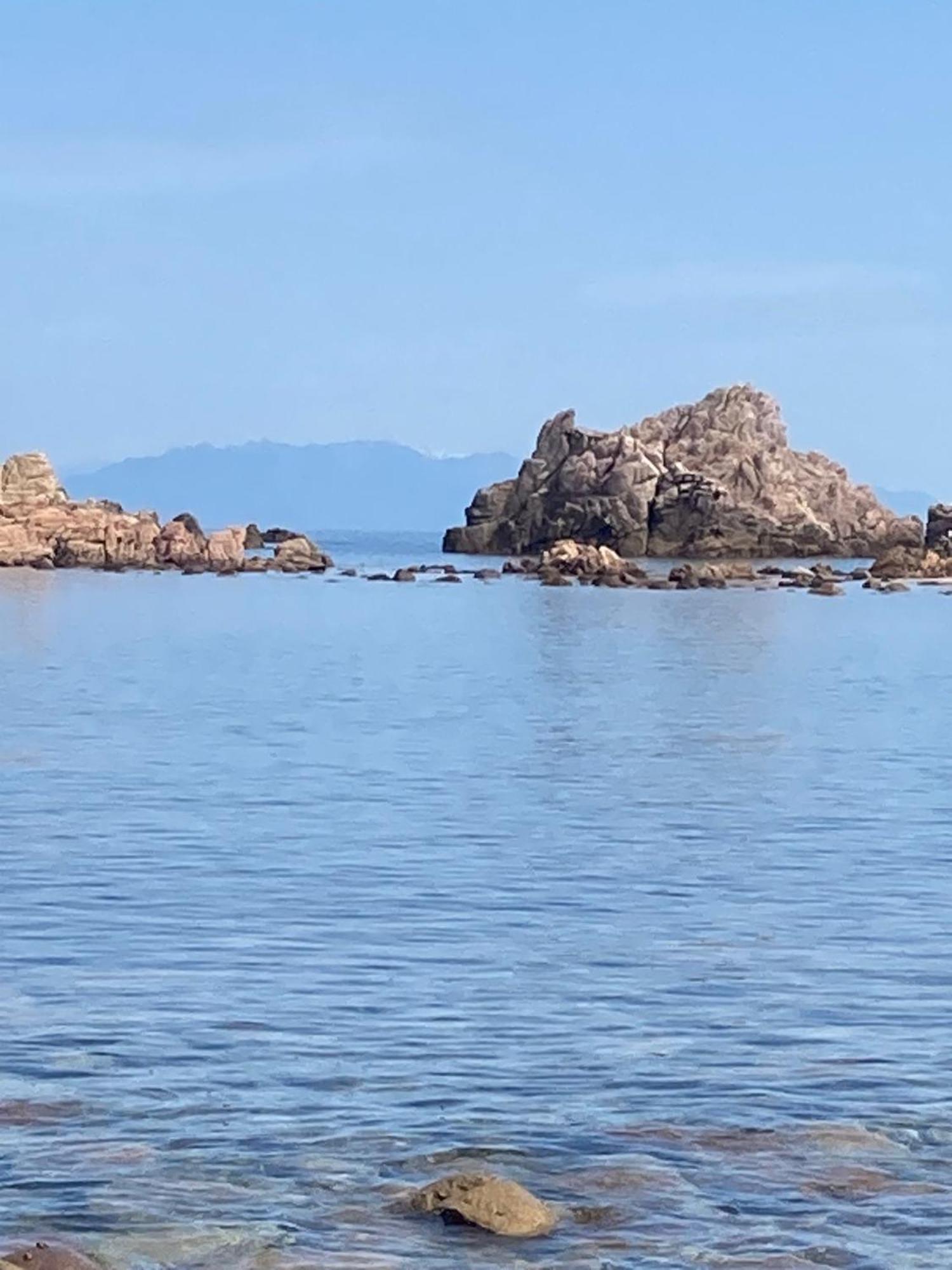 Cala Rossa * Isola Rossa