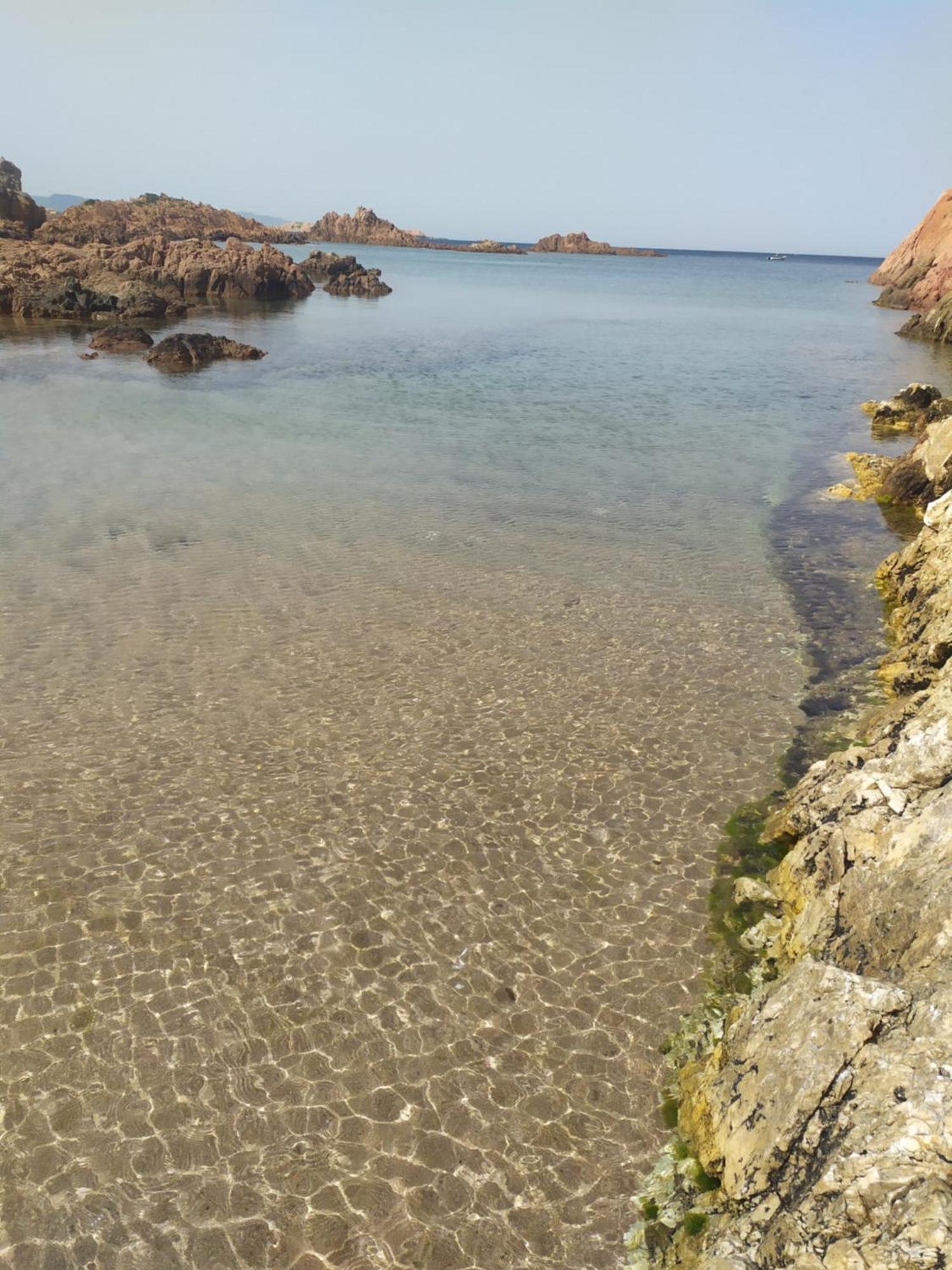 Cala Rossa Isola Rossa