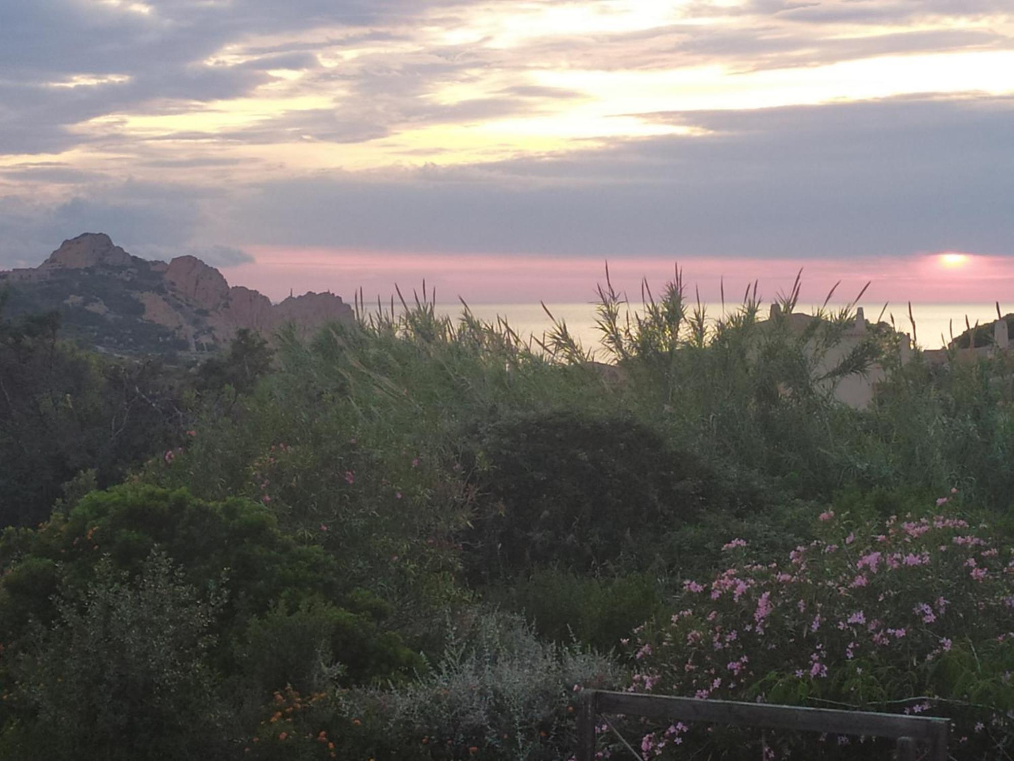 Cala Rossa Isola Rossa