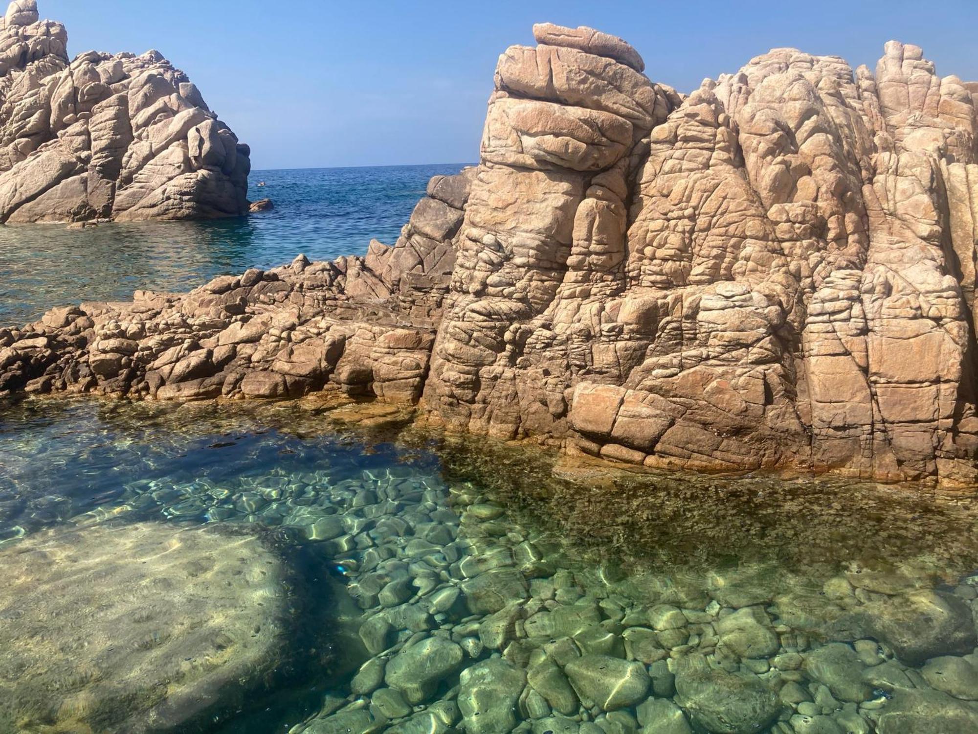 Cala Rossa Isola Rossa