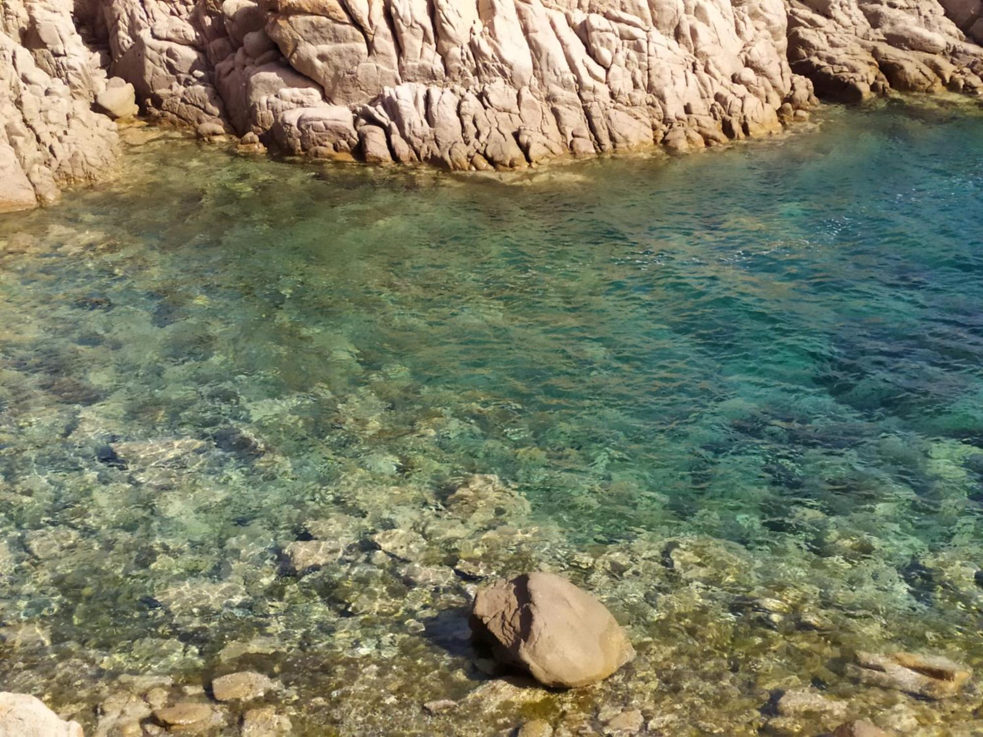 Cala Rossa Isola Rossa